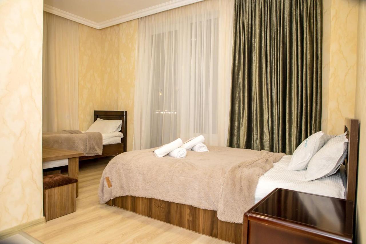 Hotel Blue Heaven Bakuriani Esterno foto