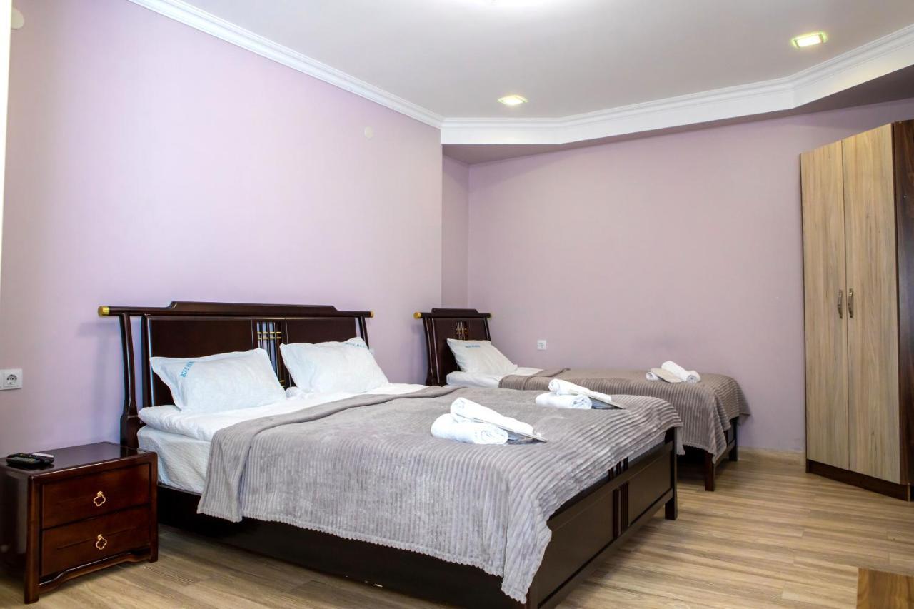 Hotel Blue Heaven Bakuriani Esterno foto